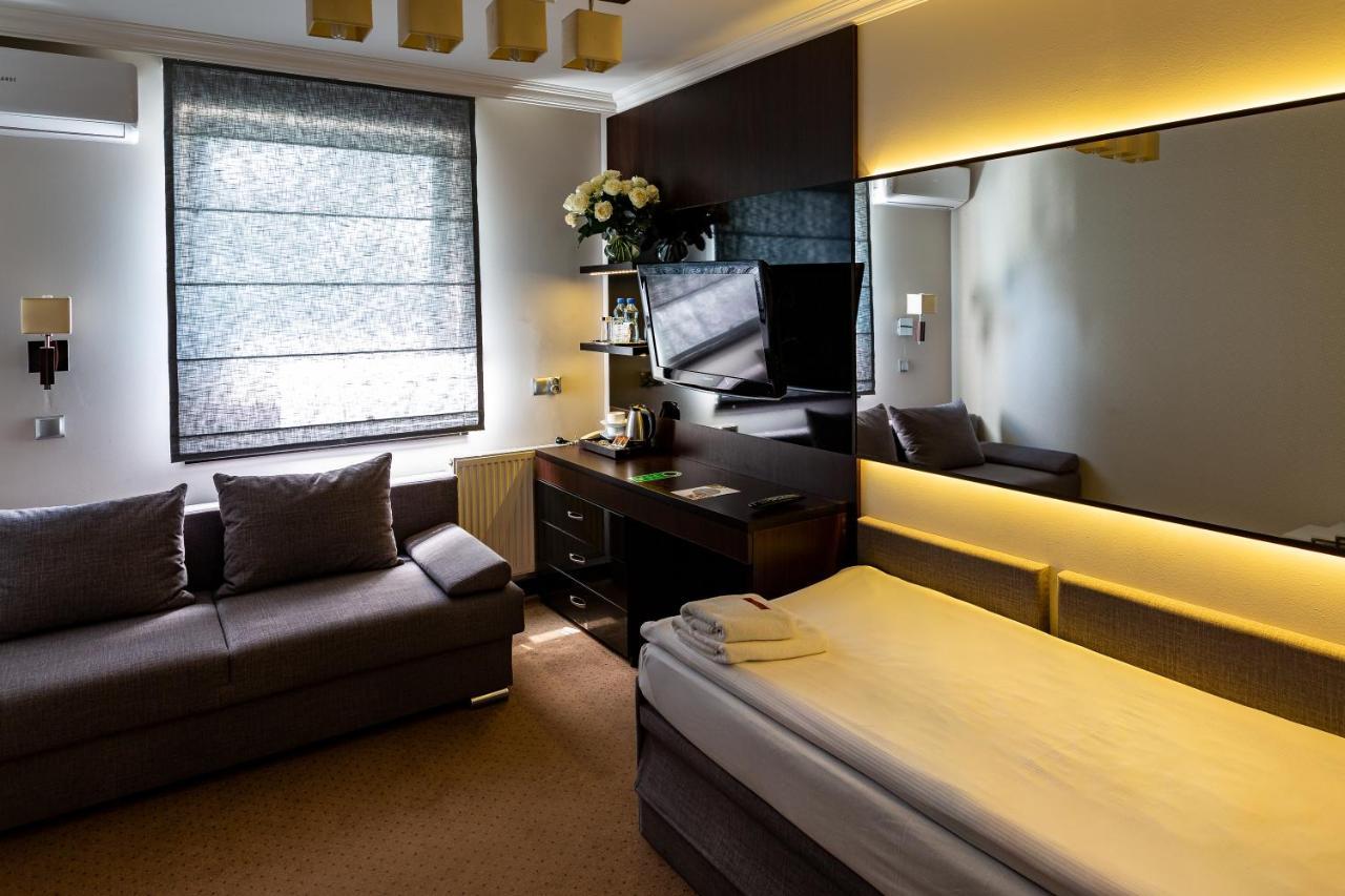 Hotel Senator Konferencje&SPA Starachowice Eksteriør billede