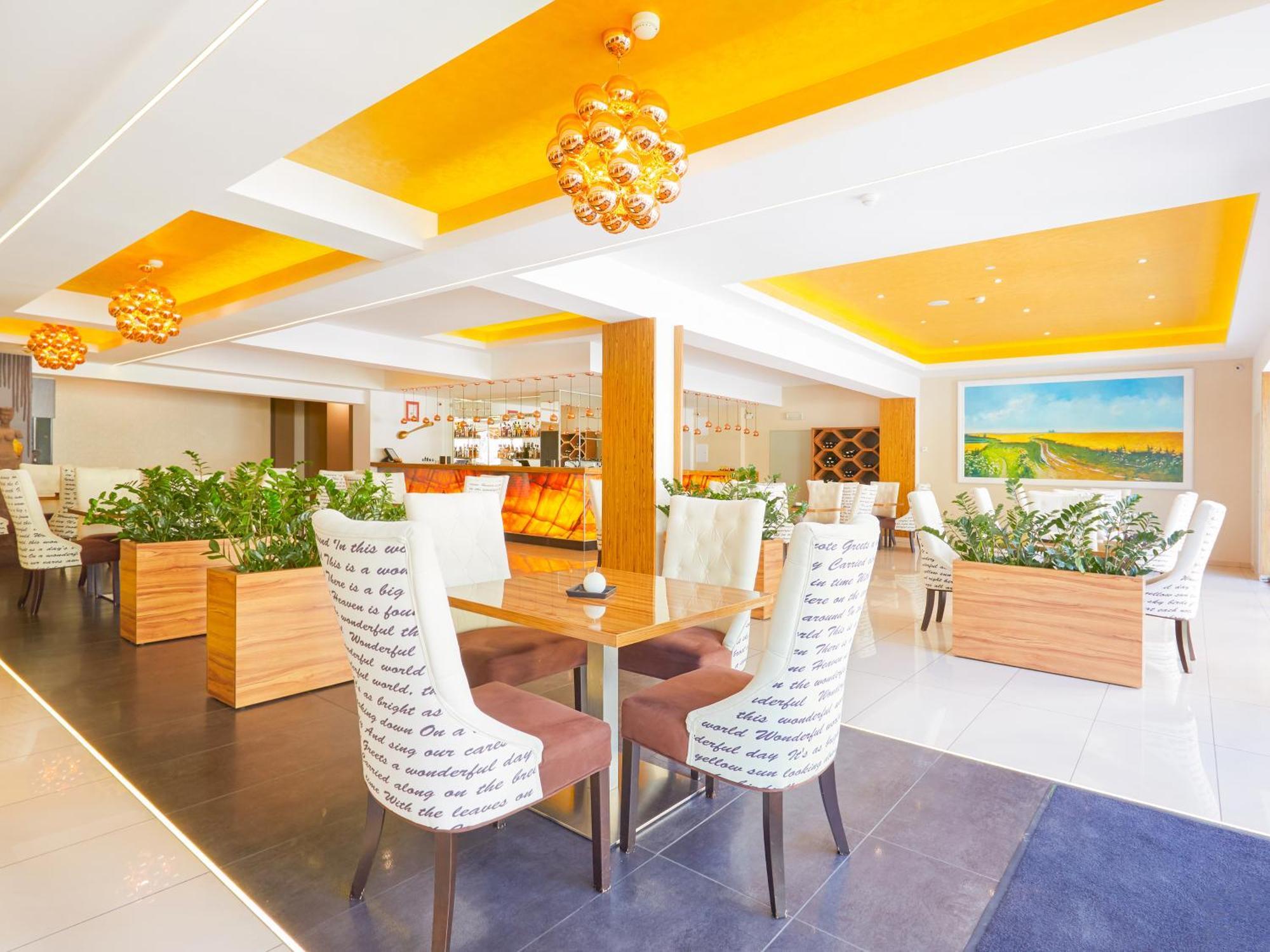 Hotel Senator Konferencje&SPA Starachowice Eksteriør billede