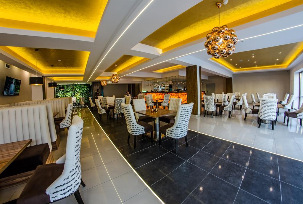 Hotel Senator Konferencje&SPA Starachowice Eksteriør billede