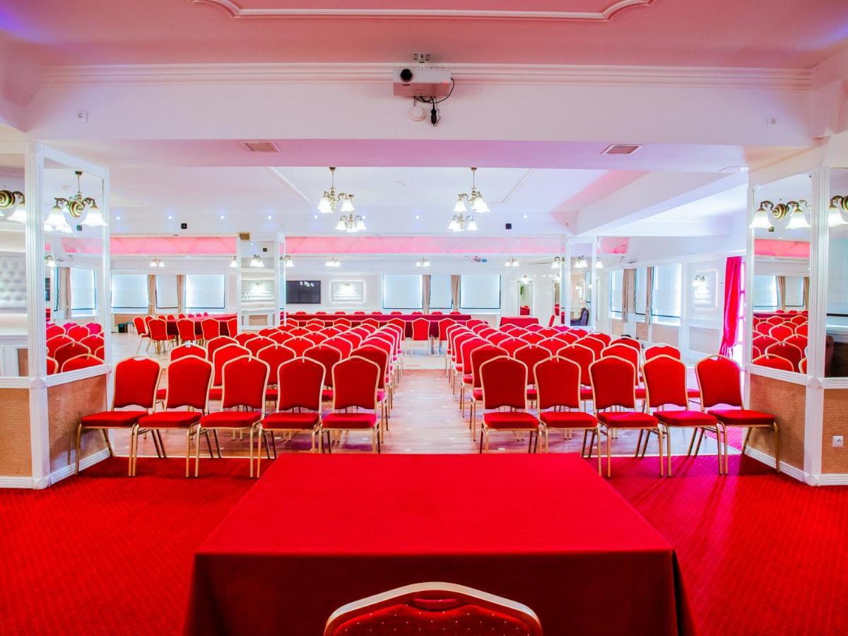Hotel Senator Konferencje&SPA Starachowice Eksteriør billede